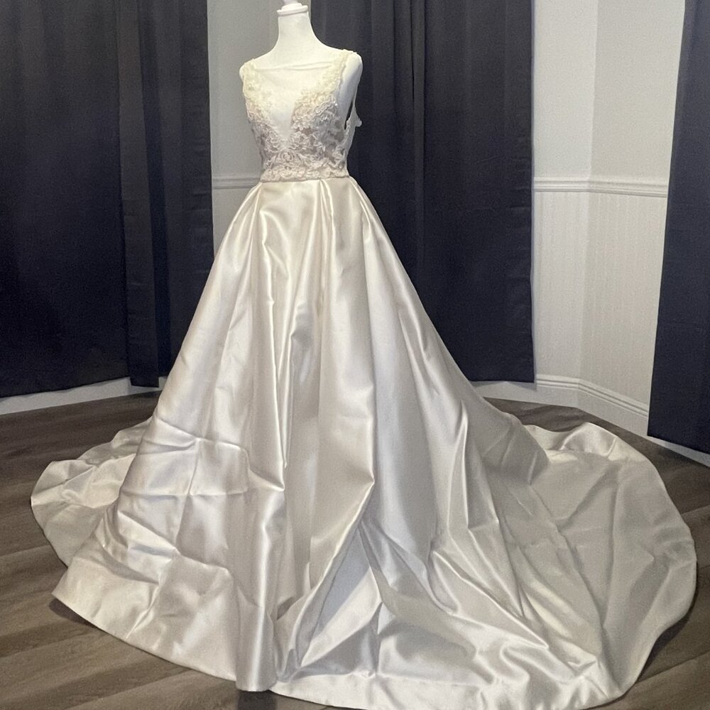 Wedding gown - unaltered, unworn